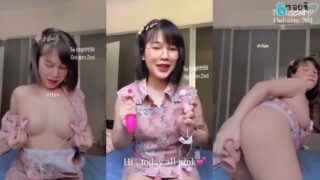 คลิปหลุด Onlyfans tn.2na น้องตั๊ก สาวแว่นขี้เงี่ยนมารีวิวของเล่นวิธีใช้งานไข่สั่น ส่งตรงจากญี่ปุ่นเอามาหนีบหัวนมเสียวๆแล้วนั่งขย่มควยปลอมต่อเพิ่มควมเสียวซ่านจนน้ำแตก