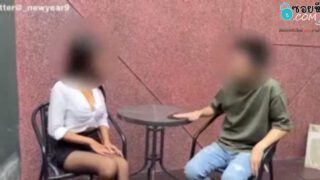 คลิปหลุด newyearst6(_newyear9) นัดหนุ่มมาสวิงริมาระ 2-1 นั่งคุยกันเป็นพิธีก่อนจะโดนรุมนัวเนียดูดนมเลียหีจนเงี่ยนหีแฉะ เงี่ยนหีได้ที่โดนจับเย็ดไปโม๊คควยไปโดนสองหนุ่มผลัดเสียบควยกระแทกหีรัวๆ